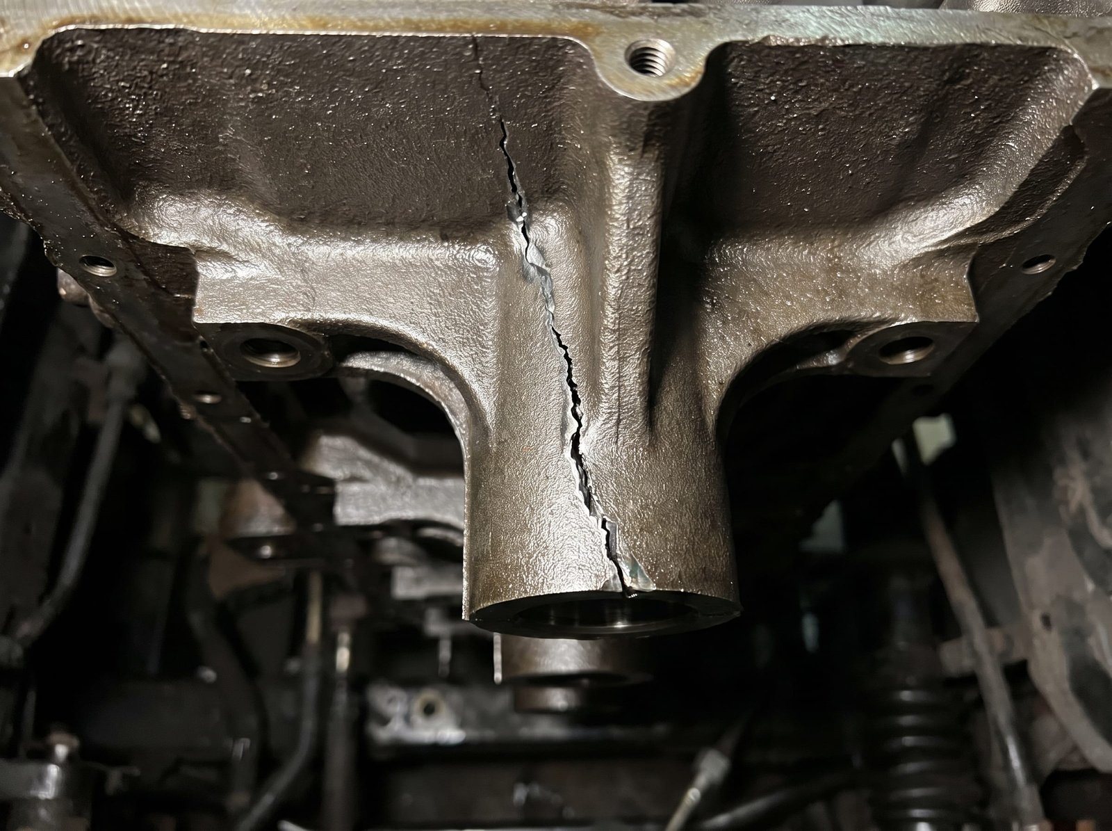 Limites do Motor AP Turbo: Pressão, Bronzinas e Trincas no Bloco
